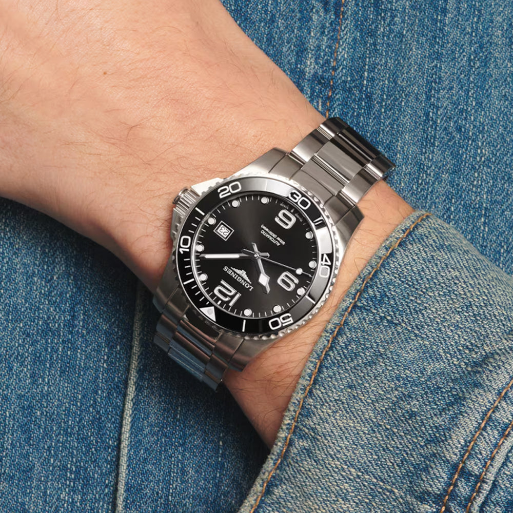 longines HydroConquest 41mm - Black on Bracelet