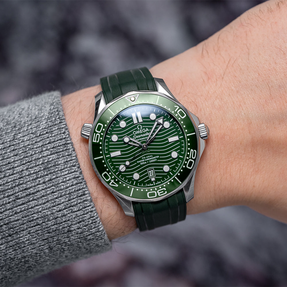 OMEGA Seamaster Diver 300M 42mm - Green on Rubber Strap