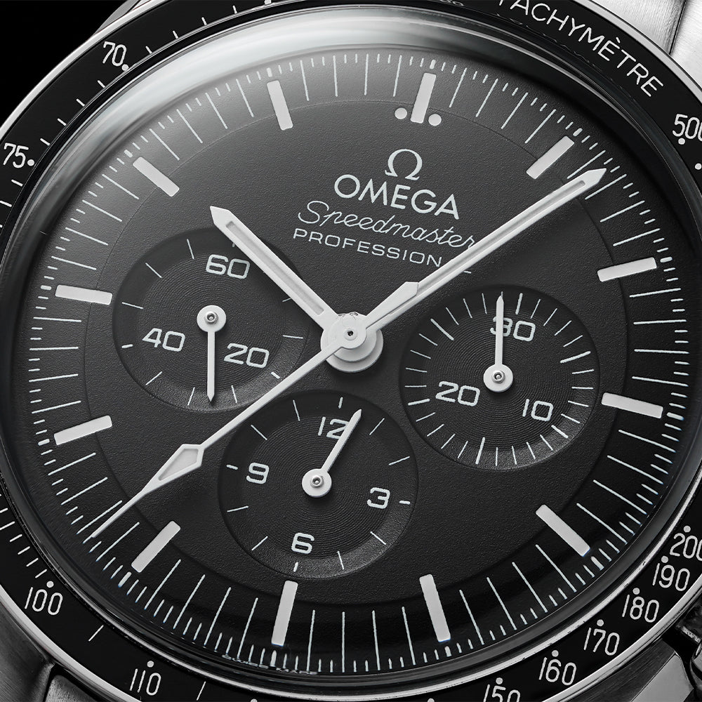 Speedmaster Moonwatch Professional Hesalite 42mm - Black on Bracelet