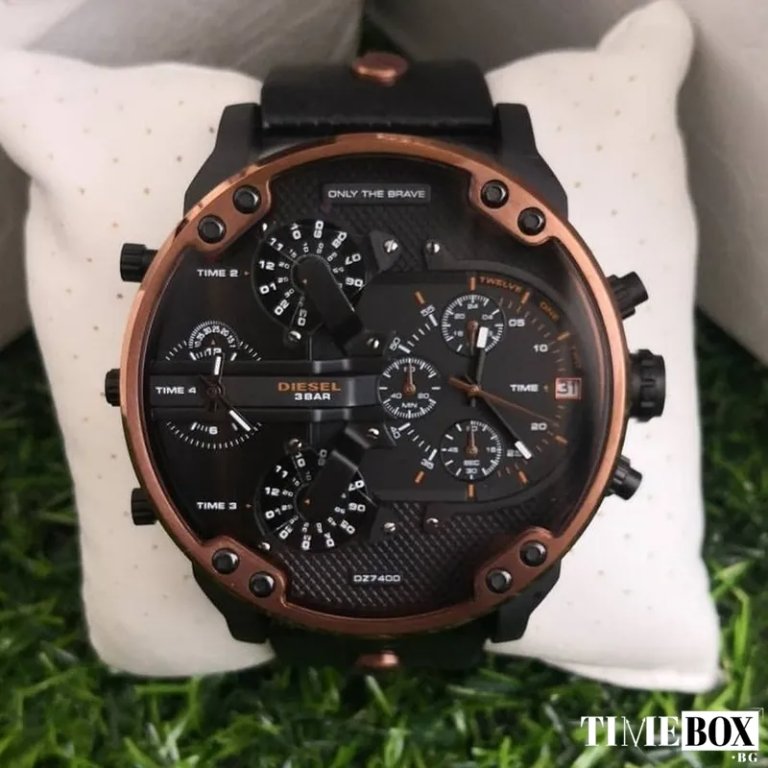 Diesel DZ7400 Mr. Daddy 2.0 Chronograph Men's Watch – Black Dial & Black Stainless Steel Strap