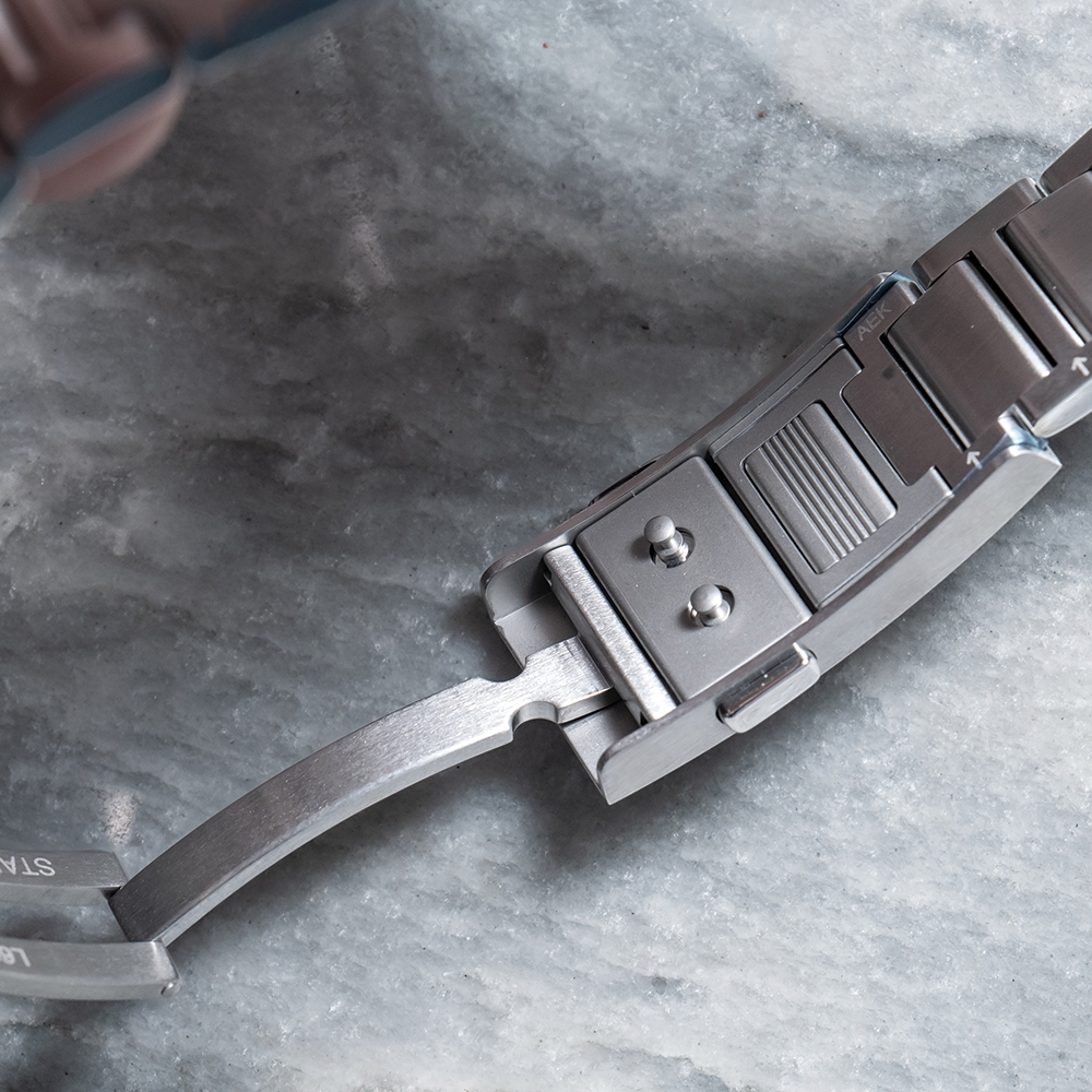 longines HydroConquest 39mm - Blue on Bracelet