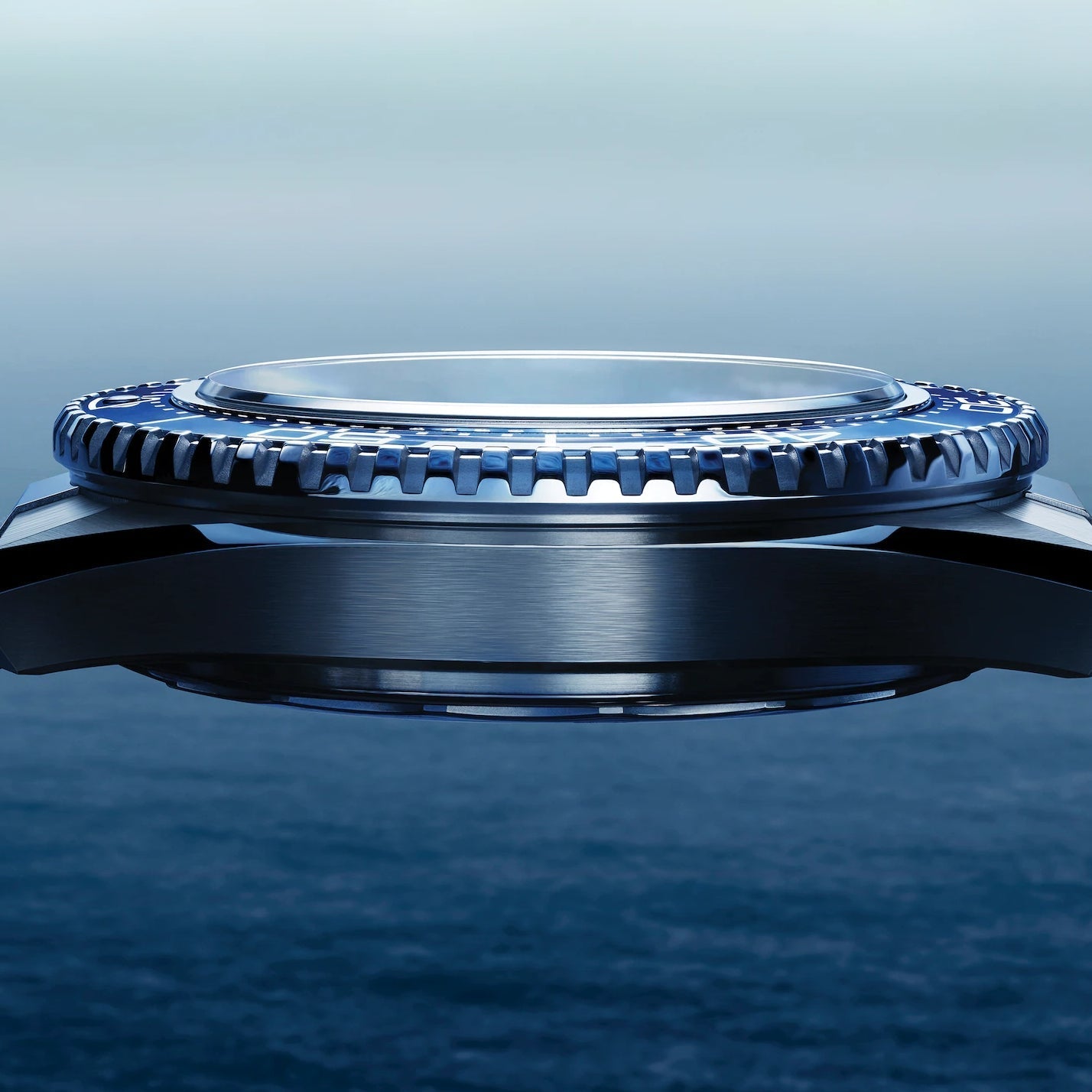 OMEGA Seamaster Planet Ocean 600M 42mm - Black and Blue on Bracelet