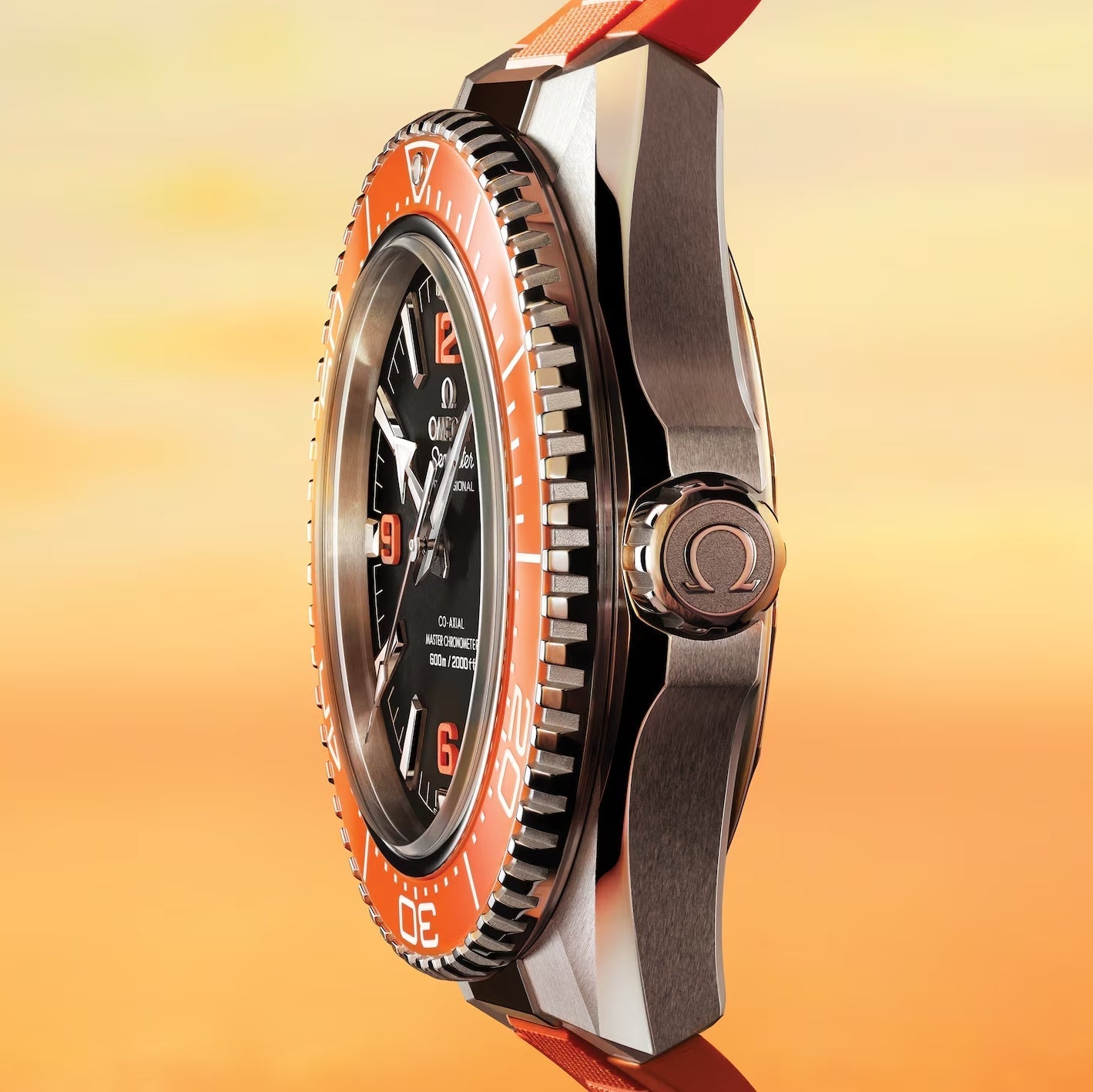 OMEGA Seamaster Planet Ocean 600M 42mm - Black and Orange on Orange Rubber Strap