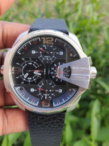 Diesel DZ7376 Uber Chief Oversized 4-Time Men's Watch – Black Dial & Black Leather Strap